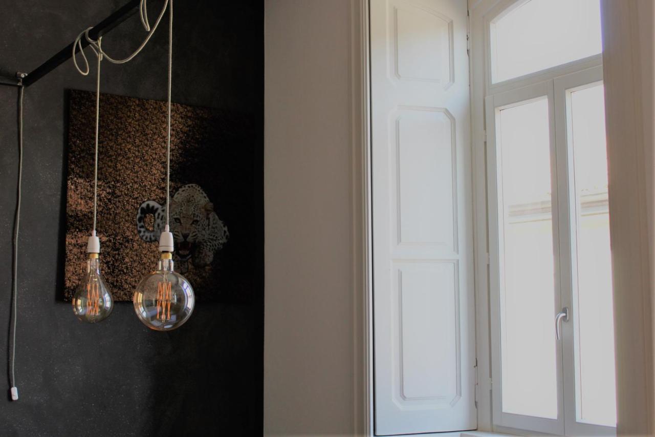 Palazzo Della Torre Elegant Apartment In Комо Экстерьер фото