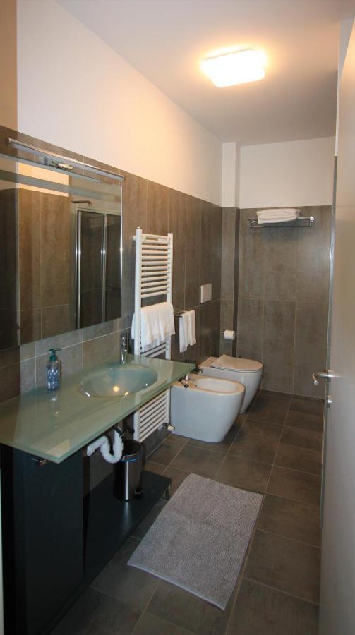 Palazzo Della Torre Elegant Apartment In Комо Экстерьер фото