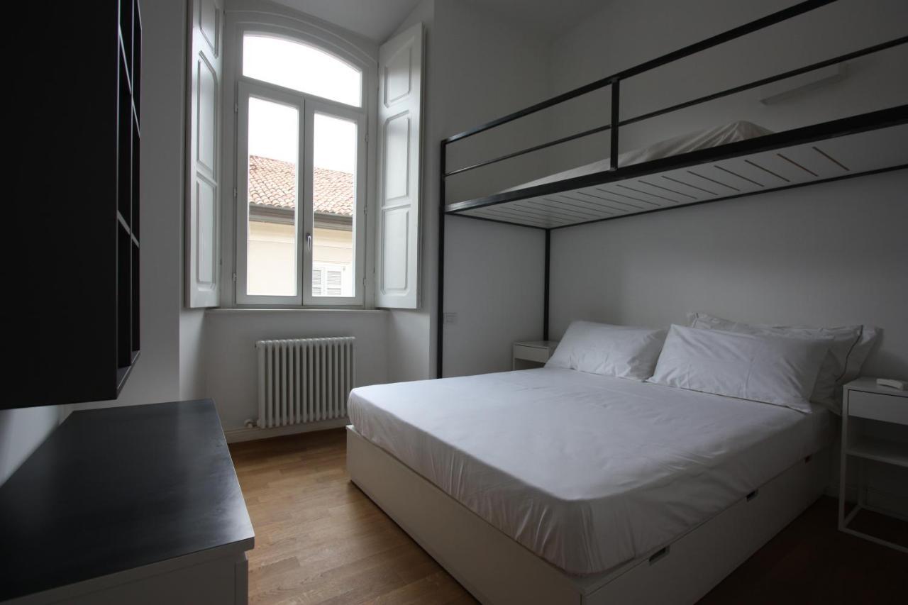 Palazzo Della Torre Elegant Apartment In Комо Экстерьер фото